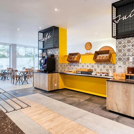 B&B Hotel Mons Gare Bagian luar foto