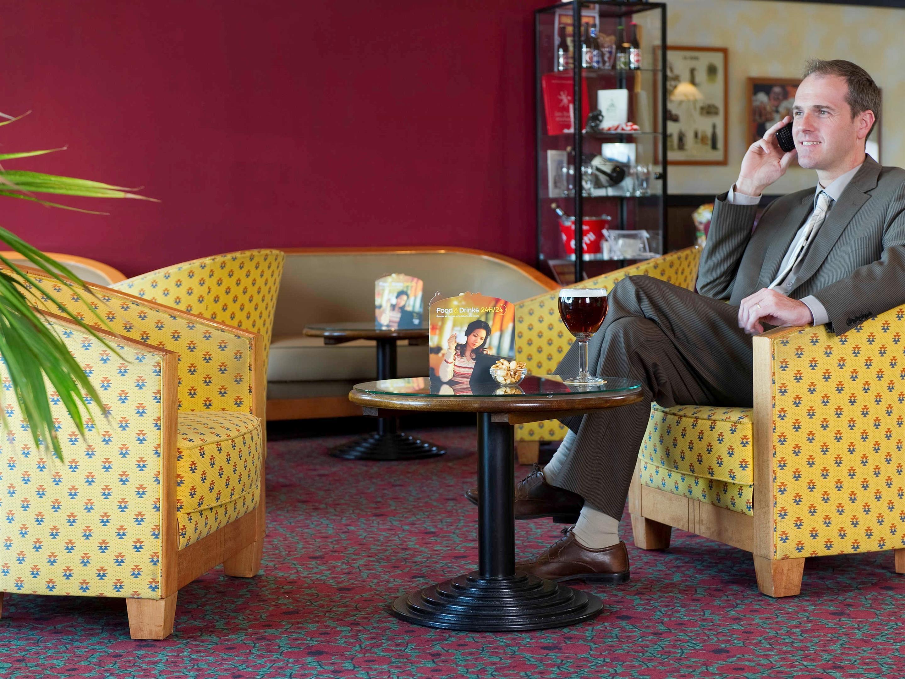 B&B Hotel Mons Gare Bagian luar foto