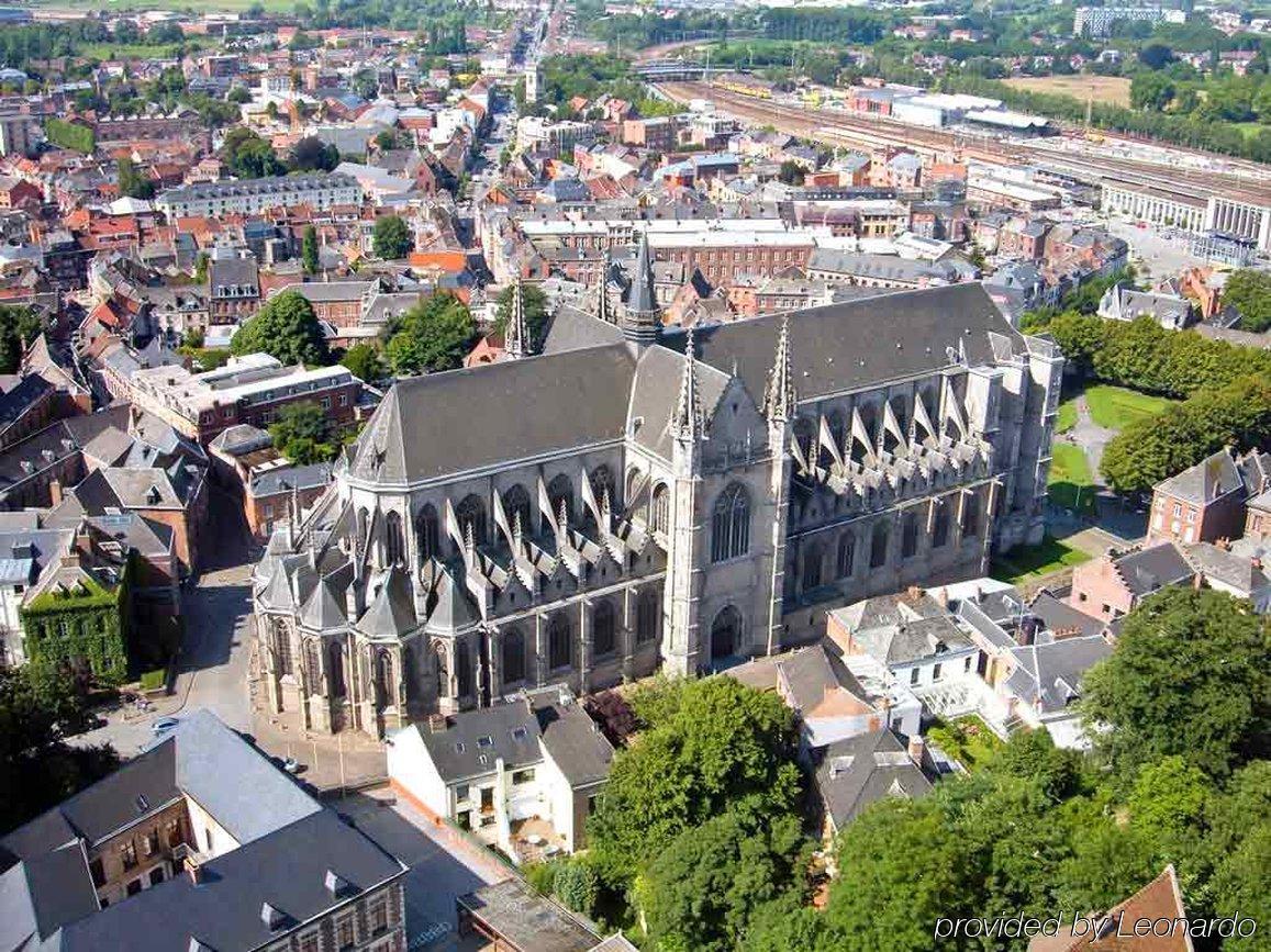 B&B Hotel Mons Gare Bagian luar foto
